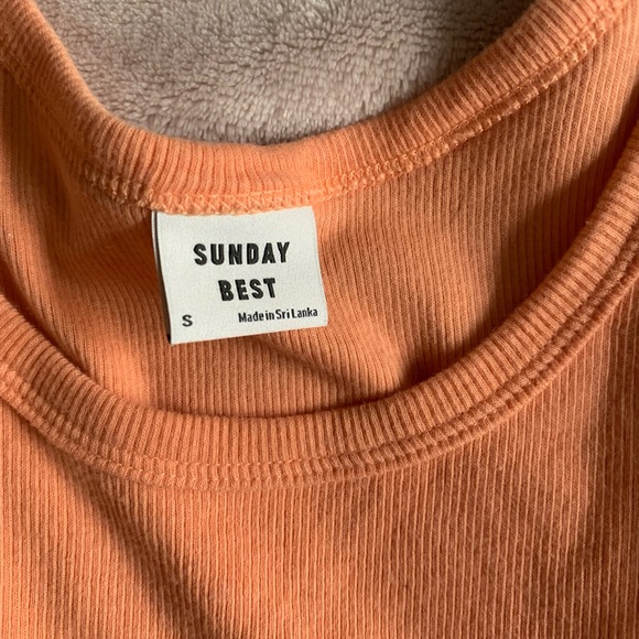 Sunday best tank - Picture 2 of 2